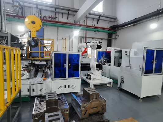 Producción automática de lingotes de oro Máquina de fundición de barras de oro con robot