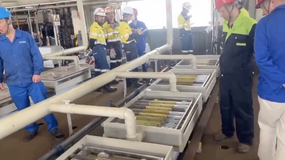 Refinería de chatarra de plata con un contenido de plata igual o superior al 92% y cobre del 8%